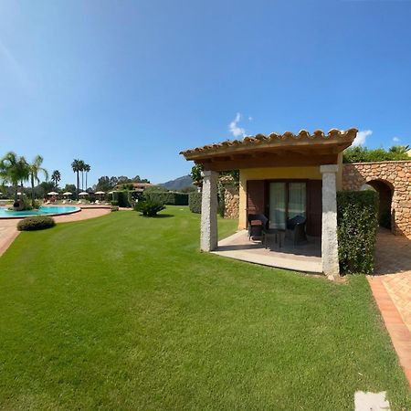 Le Anfore Hotel Villasimius Exterior foto