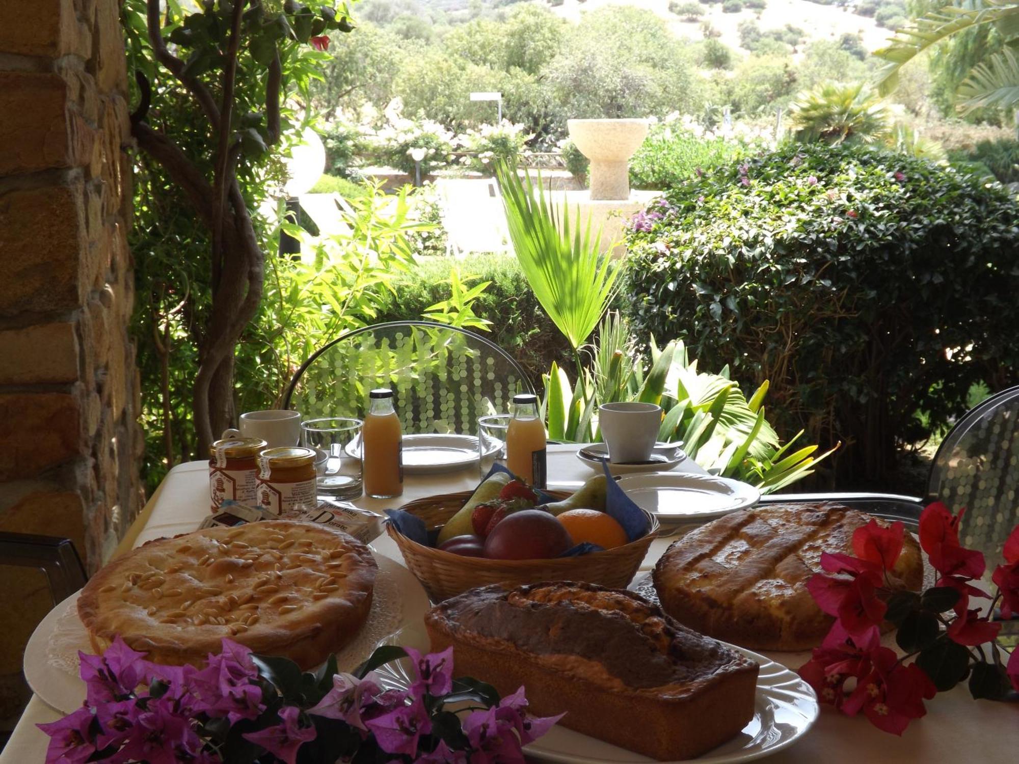 Le Anfore Hotel Villasimius Exterior foto