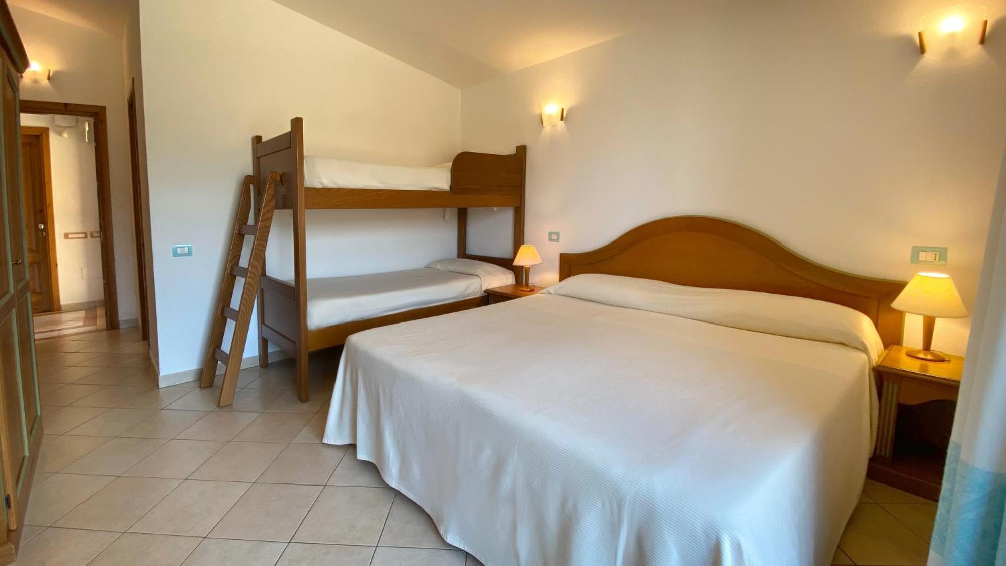 Le Anfore Hotel Villasimius Exterior foto