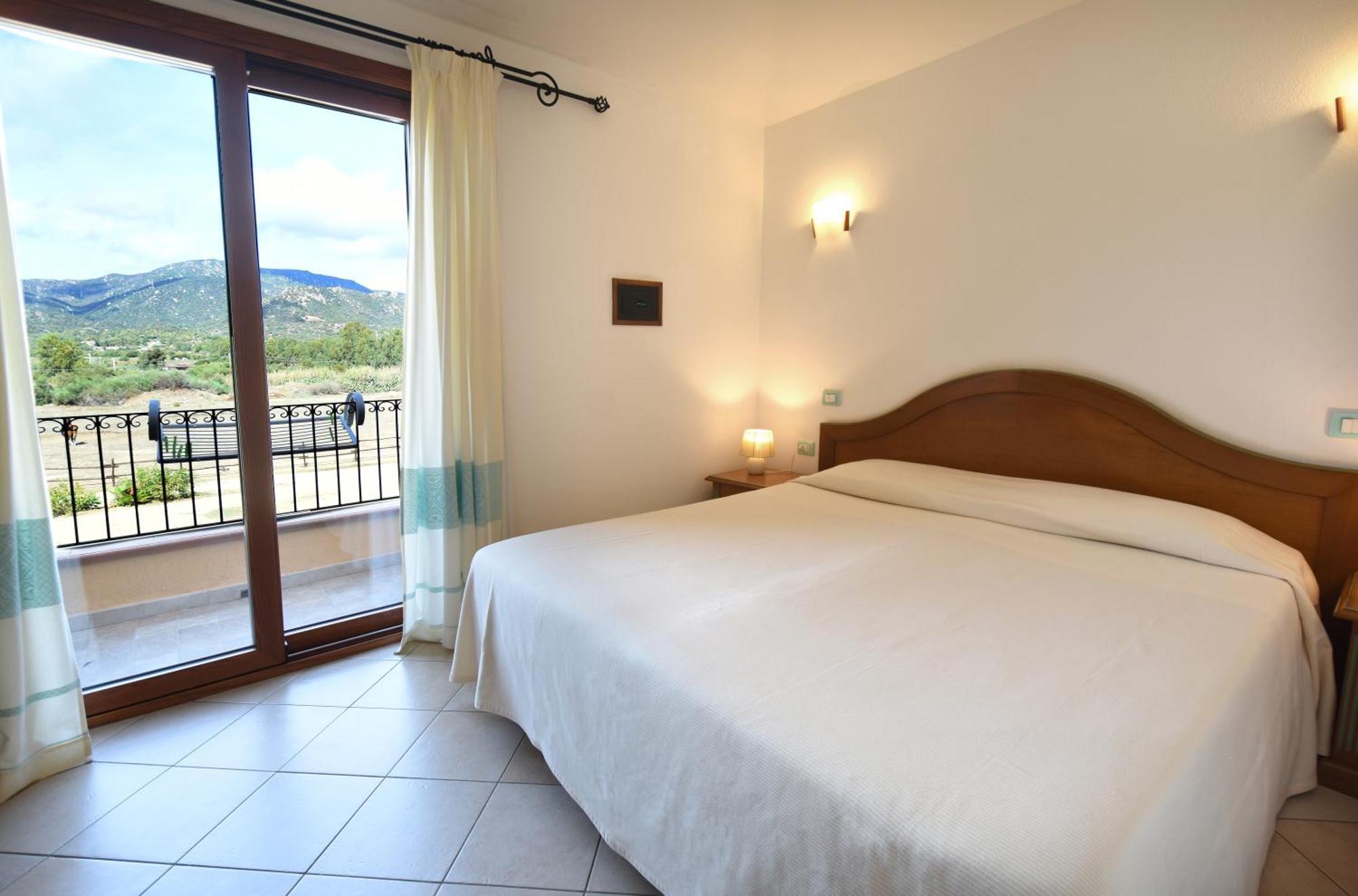 Le Anfore Hotel Villasimius Exterior foto