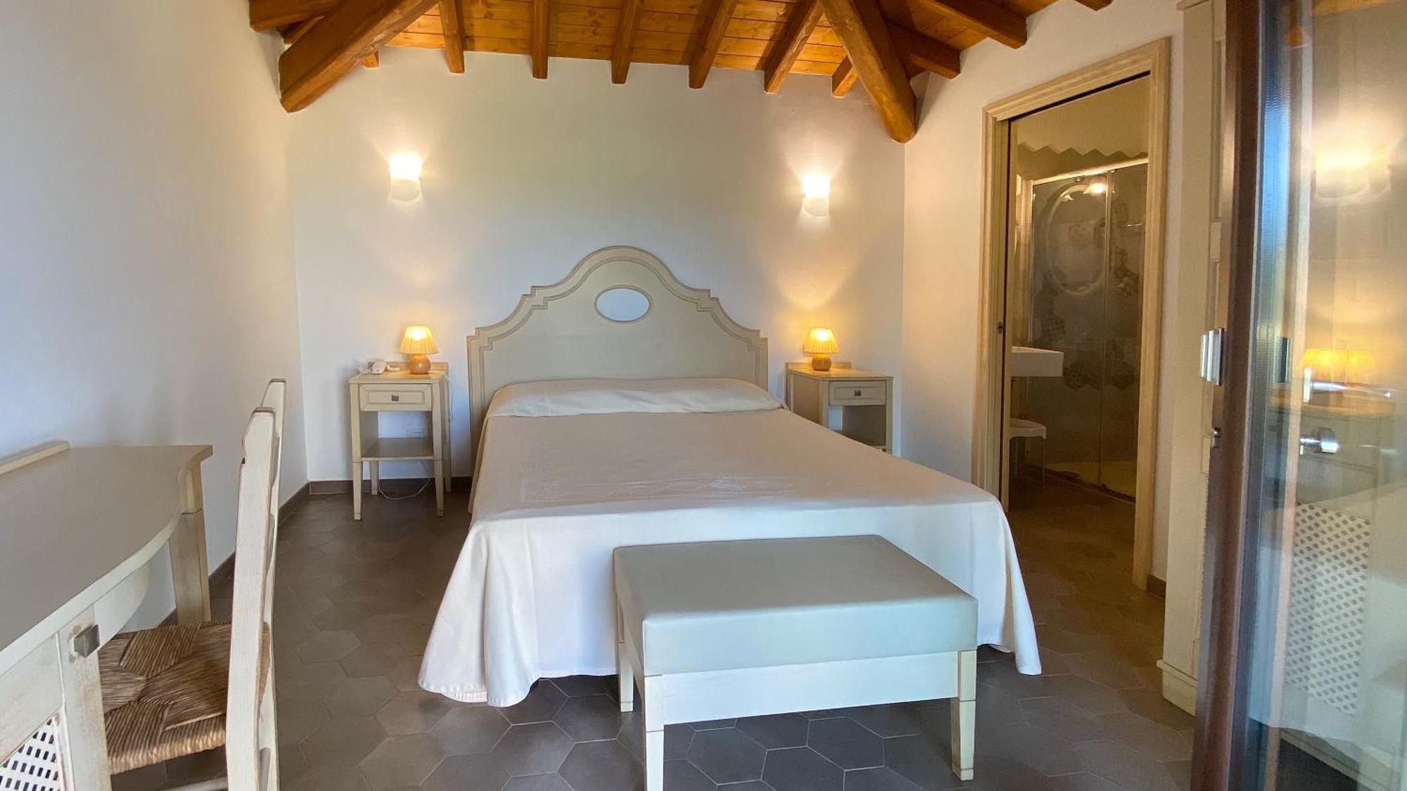 Le Anfore Hotel Villasimius Exterior foto