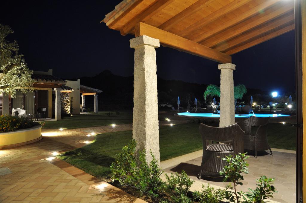 Le Anfore Hotel Villasimius Exterior foto